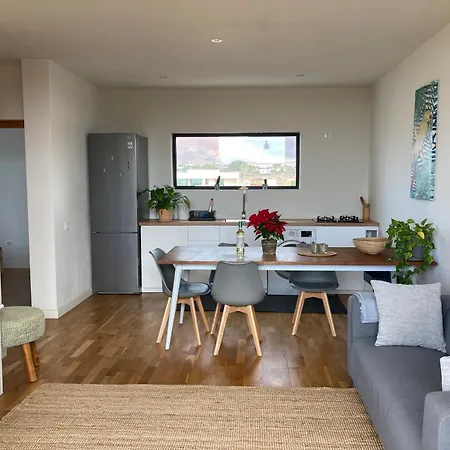 Eka 2 Apartment